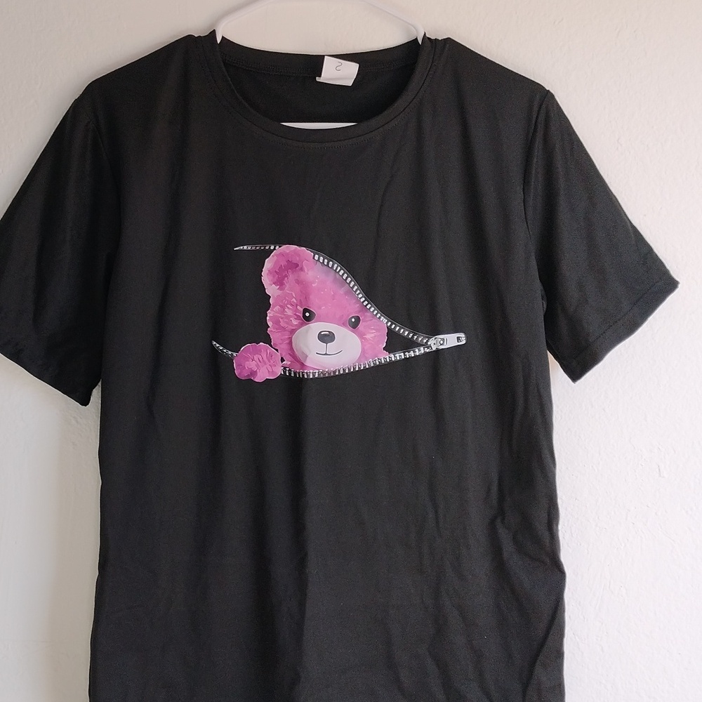 Black T-shirt with drawing